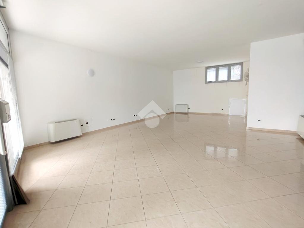 Negozio Ravenna, Ravenna (zona Teodorico) - foto 3