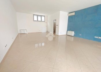 Negozio Ravenna, Ravenna (zona Teodorico) - foto 8