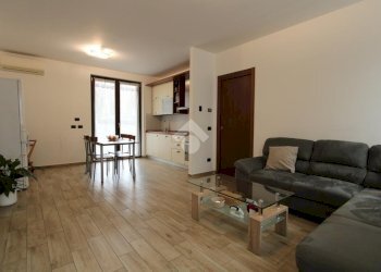 Four-room apartment Via Cusago, Bareggio - photo 8
