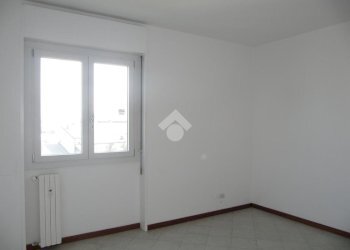 Two-room apartment Seconda strada torre, Pioltello - photo 14
