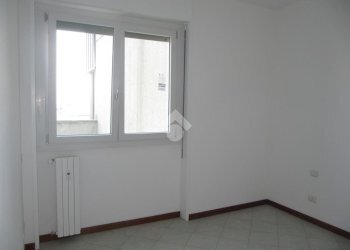 Two-room apartment Seconda strada torre, Pioltello - photo 15