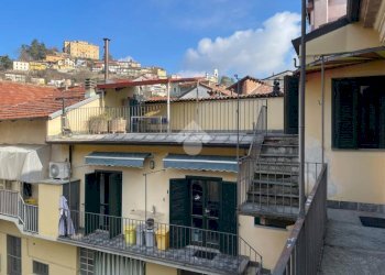Four-room apartment Via I Maggio, Canelli - photo 12