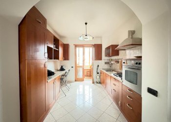 Four-room apartment Via Ponte Chiusella, Romano Canavese - photo 7