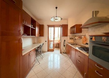 Four-room apartment Via Ponte Chiusella, Romano Canavese - photo 8