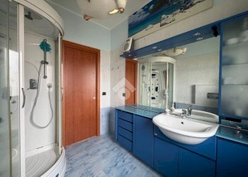 Four-room apartment Via Ponte Chiusella, Romano Canavese - photo 10