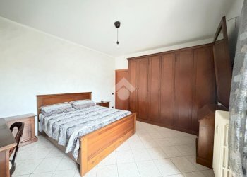 Four-room apartment Via Ponte Chiusella, Romano Canavese - photo 14