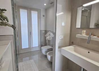 Four-family villa Str. Borgo S. Martino, Bra - photo 14