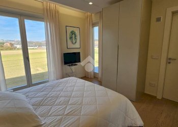 Four-family villa Str. Borgo S. Martino, Bra - photo 19