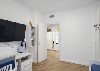 Four-room apartment Via Crimea, Bra - photo 16