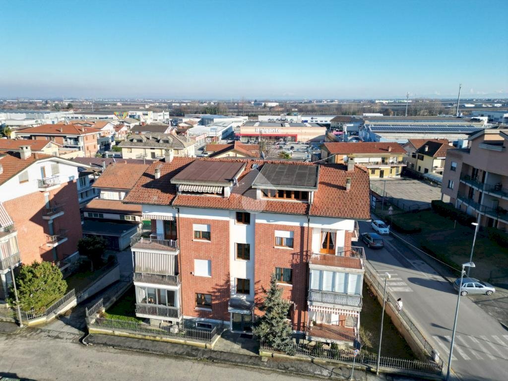 Four-room apartment Via risorgimento, Manta - photo 1