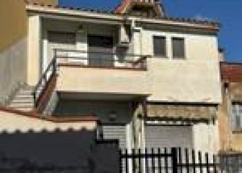 Three-room apartment Guspini - photo 2