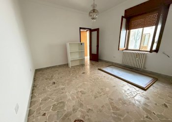 Foto 4 - Trilocale via monteroni
 
1, Lecce - foto 4