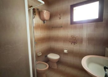 Foto 5 - Trilocale via monteroni
 
1, Lecce - foto 5