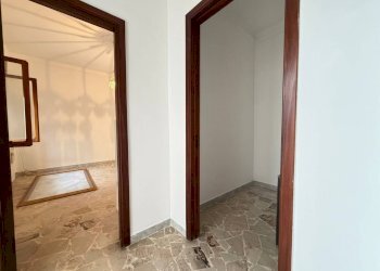 Foto 8 - Trilocale via monteroni
 
1, Lecce - foto 8