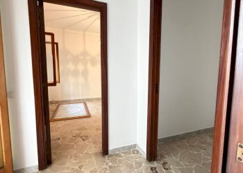 Foto 12 - Trilocale via monteroni
 
1, Lecce - foto 12