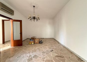 Foto 14 - Trilocale via monteroni
 
1, Lecce - foto 14