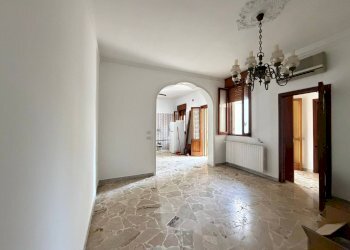 Foto 15 - Trilocale via monteroni
 
1, Lecce - foto 15