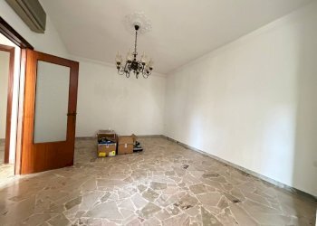 Foto 18 - Trilocale via monteroni
 
1, Lecce - foto 18