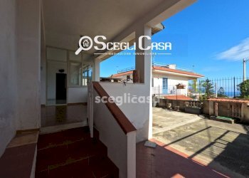 Foto 3 - Appartamento Via Mortilli
 
10, Carini - foto 3