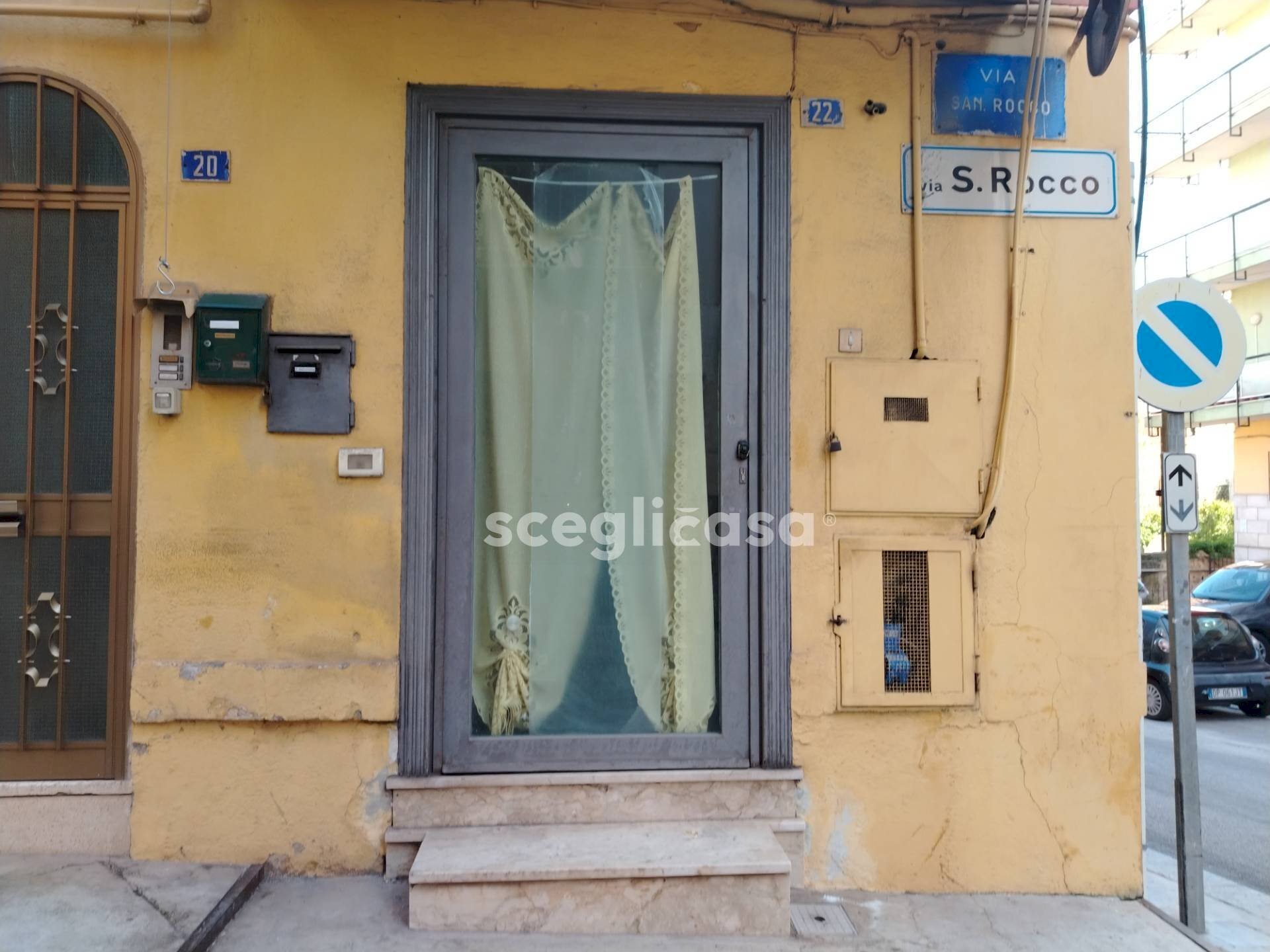 Foto 1 - Trilocale Via San Rocco
 
22, Carini - foto 1