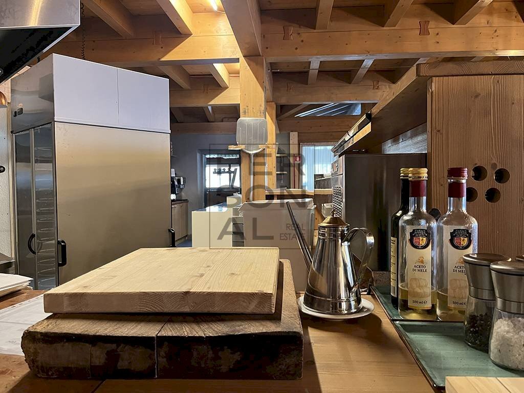 Foto 1 - Locale Commerciale Vallelaghi - foto 1