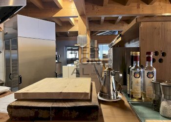 Foto 1 - Locale Commerciale Vallelaghi - foto 1