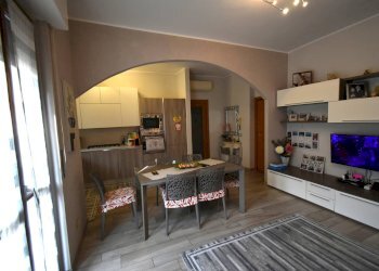 Foto 8 - Trilocale CARDUCCI
 
1, Carnate - foto 8