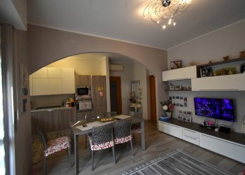 Foto 10 - Trilocale CARDUCCI
 
1, Carnate - foto 10