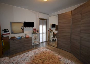 Foto 23 - Trilocale CARDUCCI
 
1, Carnate - foto 23