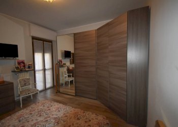 Foto 24 - Trilocale CARDUCCI
 
1, Carnate - foto 24