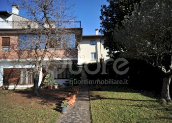 Foto 1 - Casa semi indipendente via roma
 
29/31, Buttrio - foto 1