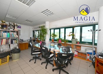 Foto 1 - Ufficio 70, Ascoli Piceno - foto 1