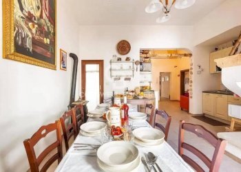 Foto 4 - Casa indipendente Via Umberto I
 
17, Avetrana - foto 4