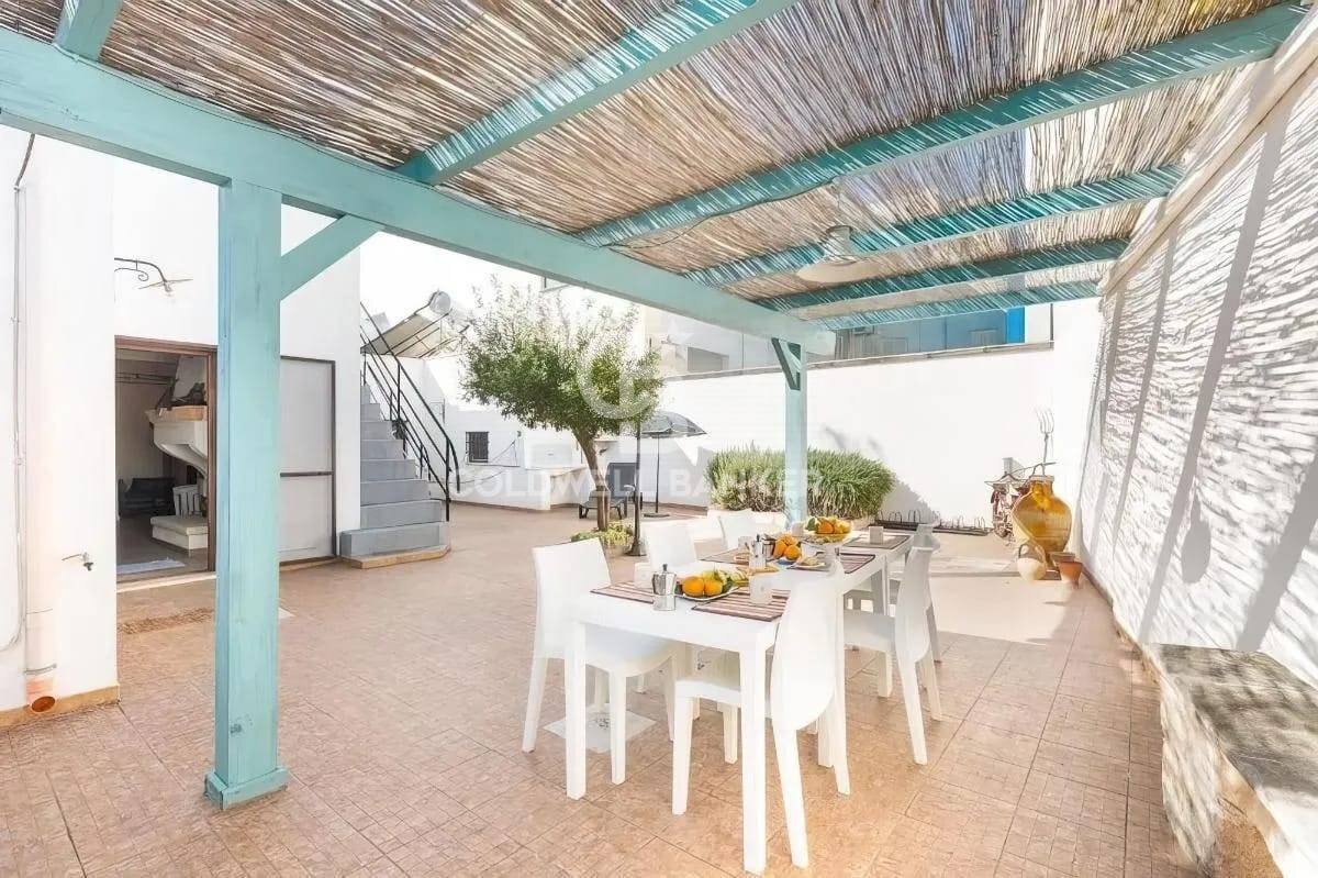 Foto 1 - Hotel Via Umberto I
 
17, Avetrana - foto 1