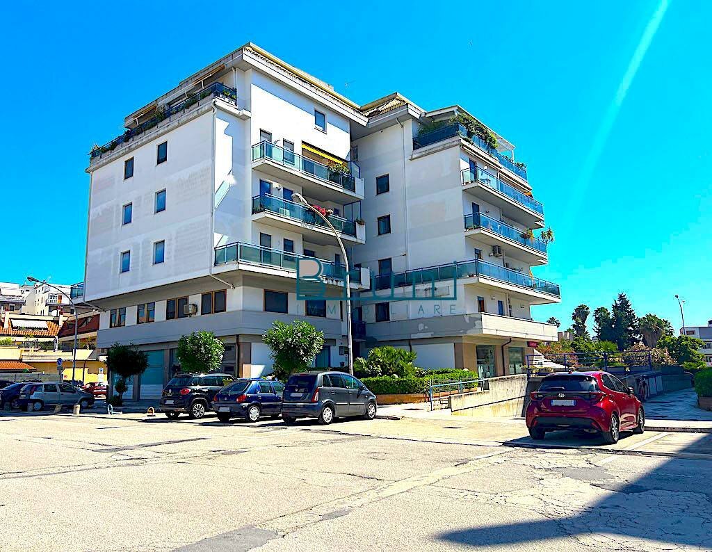 Foto 2 - Box Piazza Enzo Tortora, San Benedetto del Tronto - photo 2