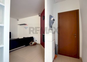 Hall / corridoio - Casa indipendente Via Thaon De Revel
 
2, Sannicandro di Bari - foto 12