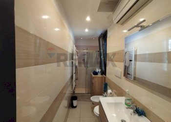 Bagno - Villa a Schiera Via Monte Favale
 
18, Pulsano - foto 7