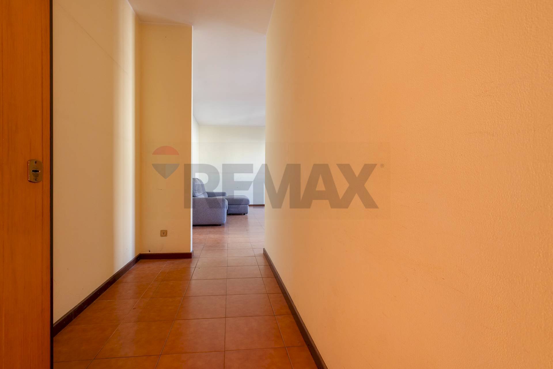 Hall / corridoio - Three-room apartment VIA GIANNI RODARI
35, Varese - photo 3