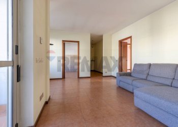 Soggiorno - Trilocale VIA GIANNI RODARI
 
35, Varese - foto 5