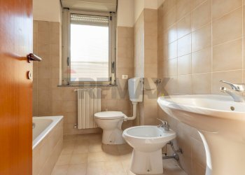 Bagno - Trilocale VIA GIANNI RODARI
 
35, Varese - foto 13