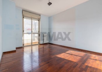 Stanza vuota - Trilocale VIA GIANNI RODARI
 
35, Varese - foto 18