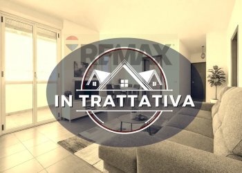 Soggiorno - Three-room apartment VIA GIANNI RODARI
 
35, Varese - photo 1