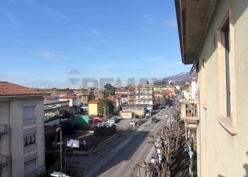 Edificio all\'aperto - Bilocale viale belforte
 
93, Varese - foto 13