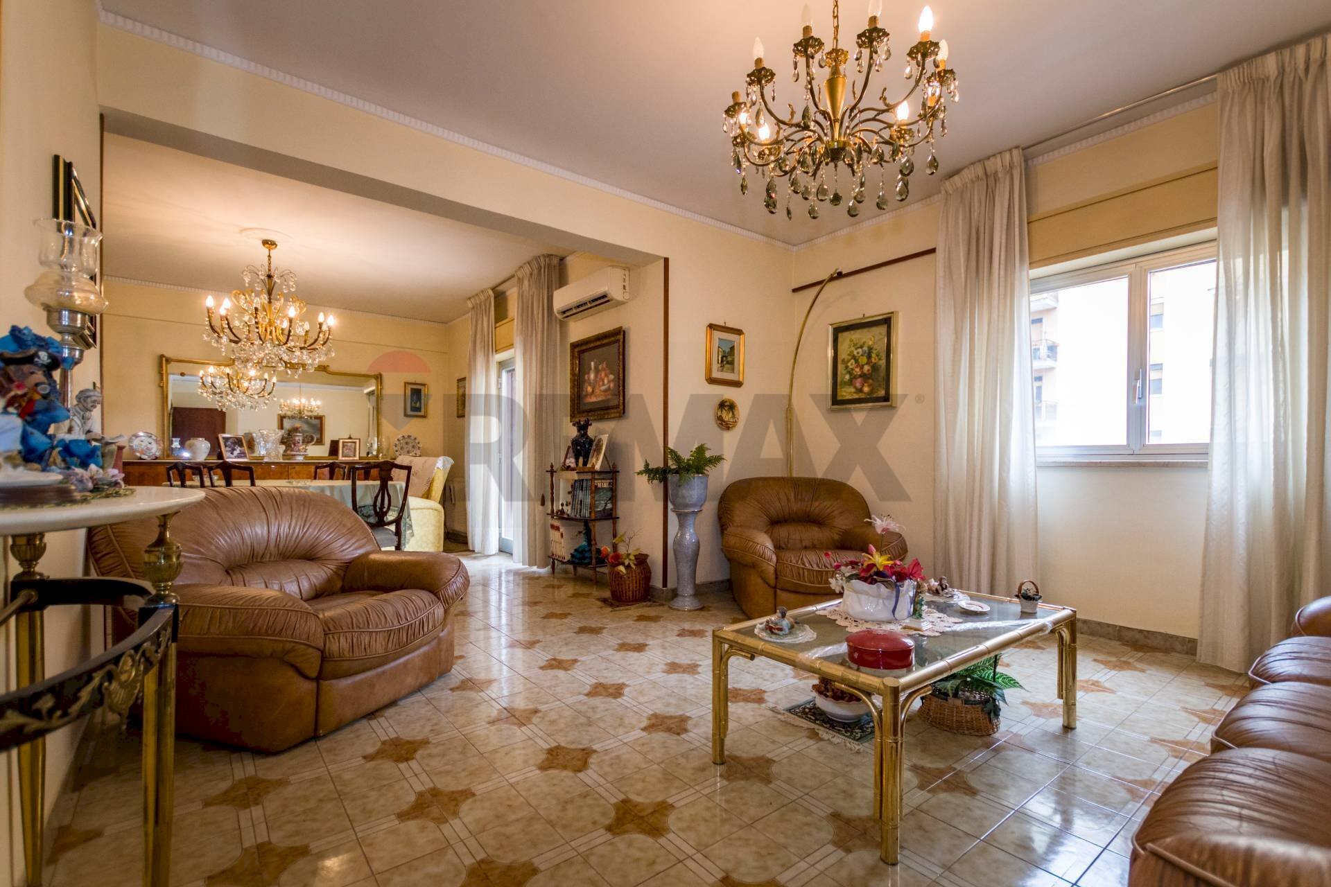 Soggiorno - Four-room apartment Via Della Conciliazione
 
24, Palermo - photo 1