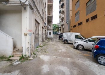 Edificio all\'aperto - Box Via Marchese Ugo
 
80, Palermo - photo 9