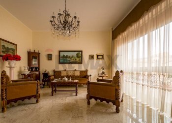 SALONE/SOGGIORNO - Apartment Corso Calatafimi
 
202, Palermo - photo 14