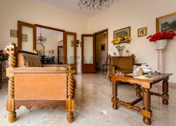 SALONE/SOGGIORNO - Apartment Corso Calatafimi
 
202, Palermo - photo 17