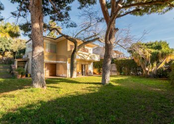 Casa all\'aperto - Villa via Antonello Da Messina
 
73, Aci Castello - foto 2