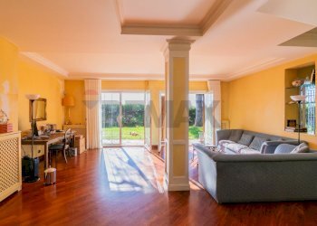 Sala da pranzo - Villa via Antonello Da Messina
 
73, Aci Castello - foto 5