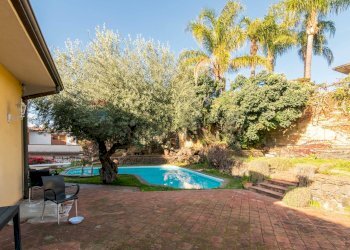Piscina - Villa via Antonello Da Messina
 
73, Aci Castello - foto 41
